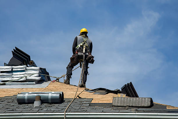 Professional Roofing technician working in Hackensack, NJ